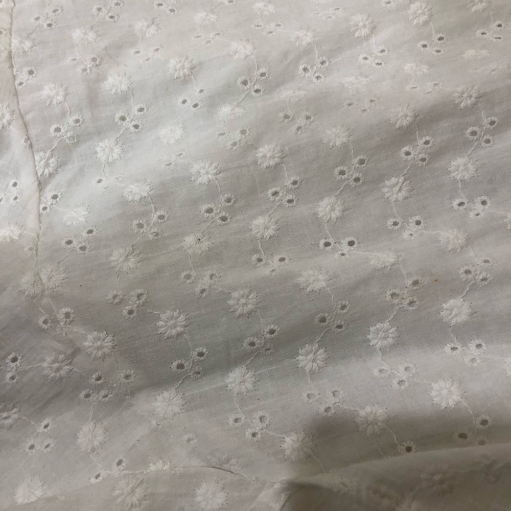 White summer dress - Picture 2 of 2